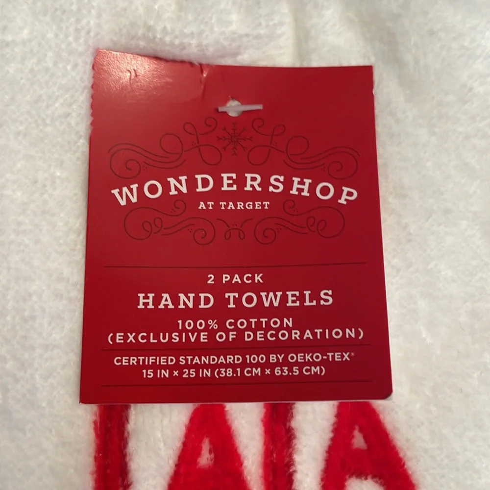 NWT Wondershop 2 Pack Hand Towels